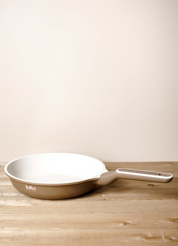 ELITE-PROF FRYPAN WITHOUT LID 26CM-BROWN
